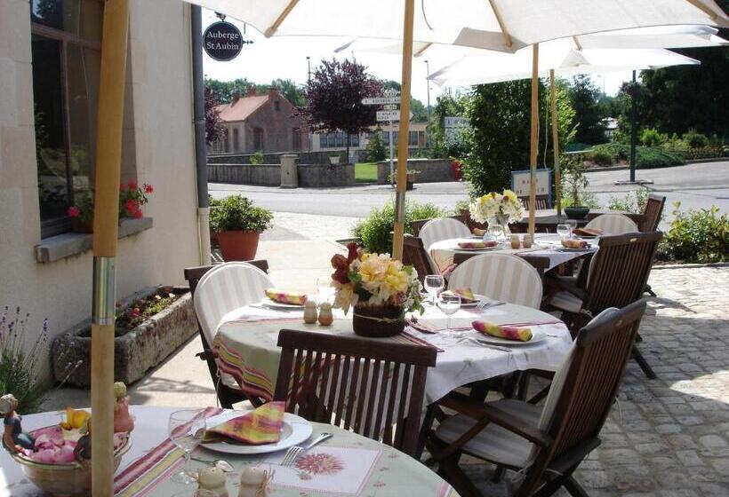 Hostel Auberge Saint Aubin