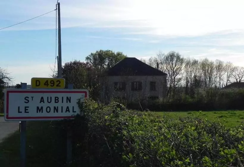 Hostelli Auberge Saint Aubin