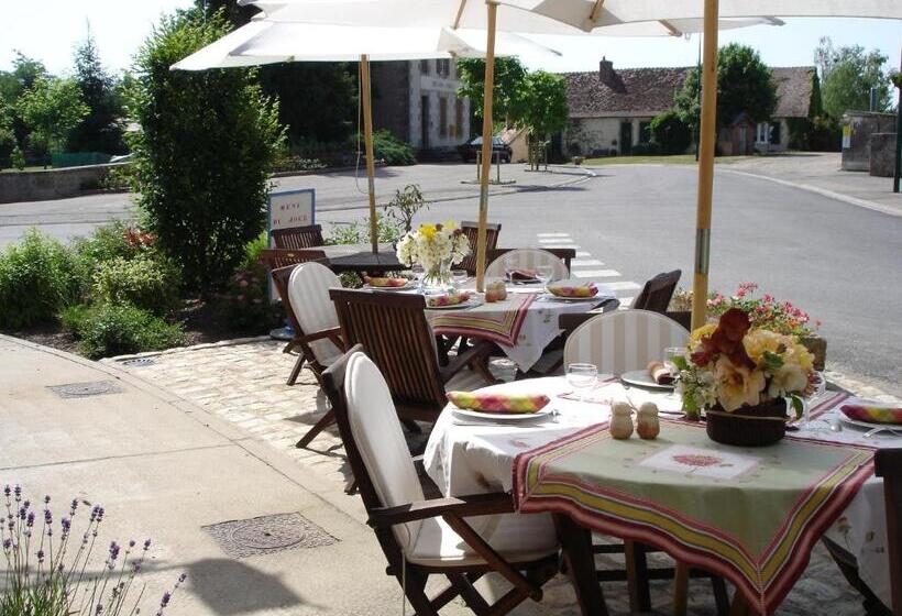 Hostel Auberge Saint Aubin