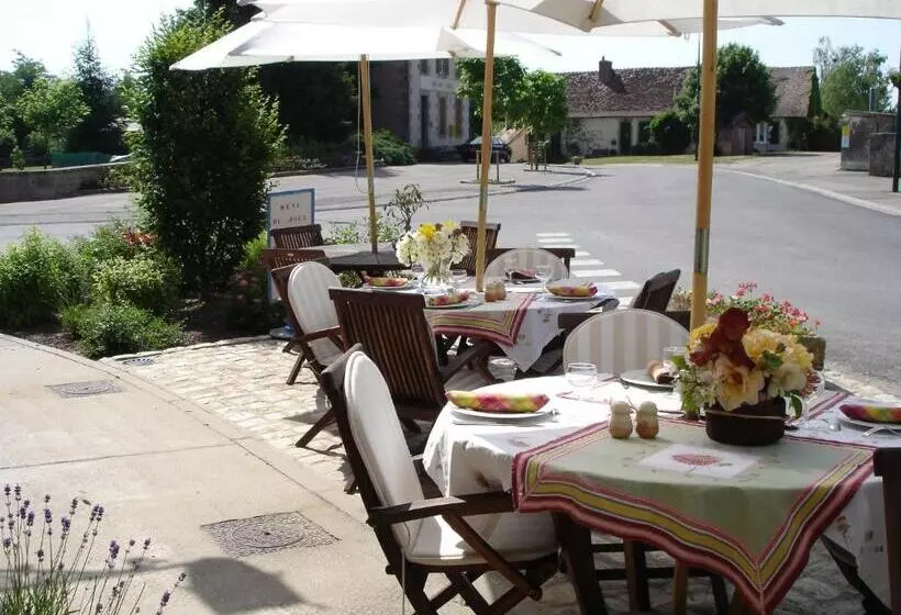 Hostelli Auberge Saint Aubin