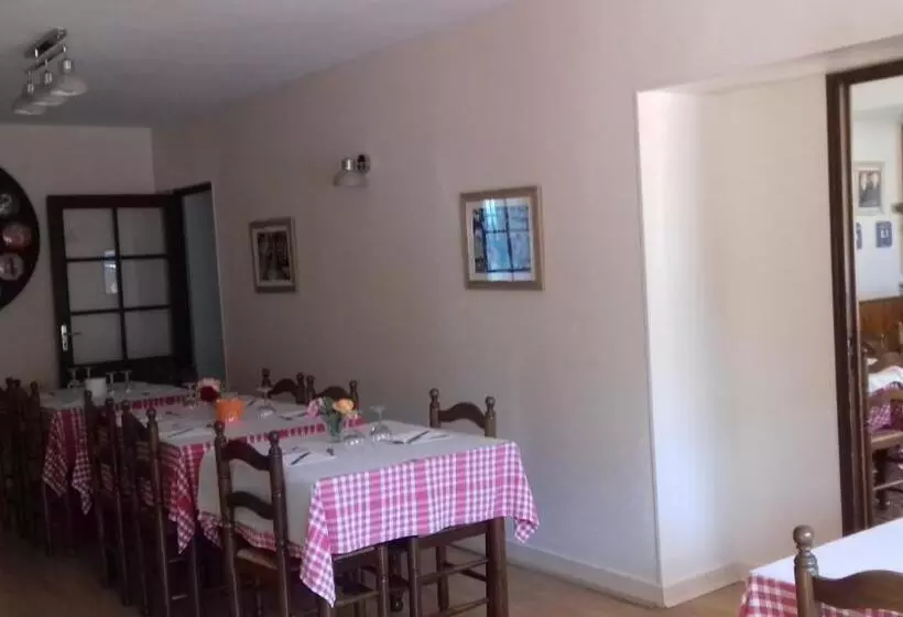 Hostelli Auberge Saint Aubin