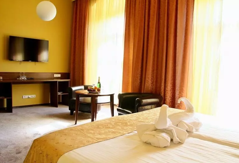 Hotelli Baltaci Stary Zamek