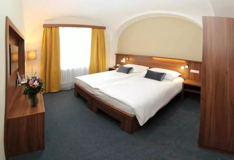 Hotelli Baltaci Stary Zamek