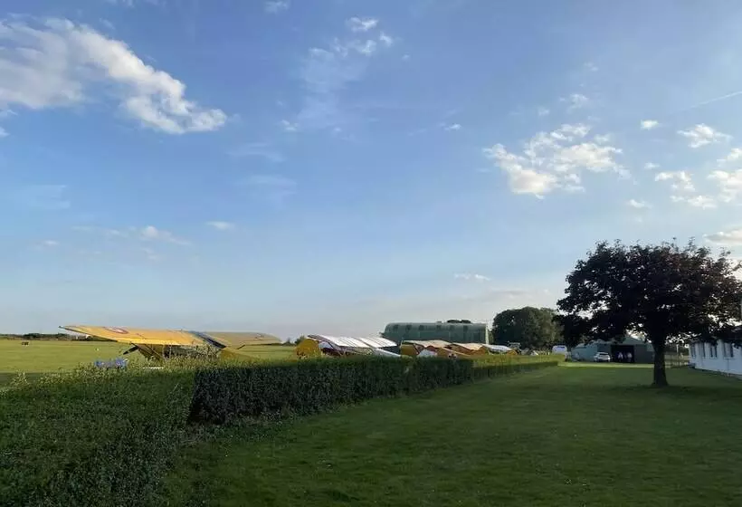 ホテル L'aérodrome De La Baie De Somme