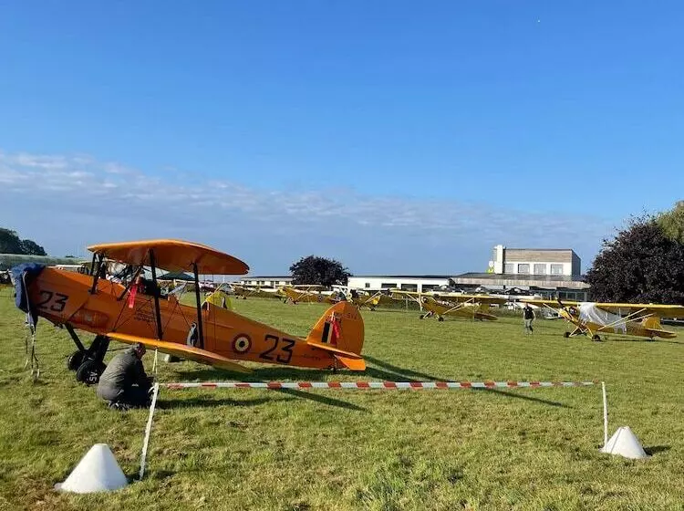 ホテル L'aérodrome De La Baie De Somme