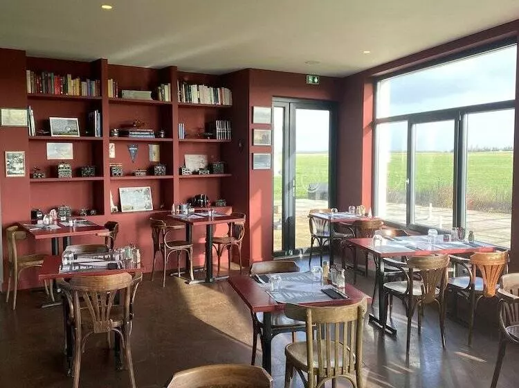 ホテル L'aérodrome De La Baie De Somme