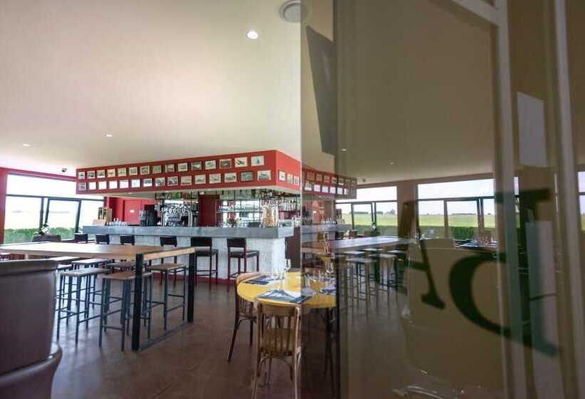 Hotel L'aérodrome De La Baie De Somme