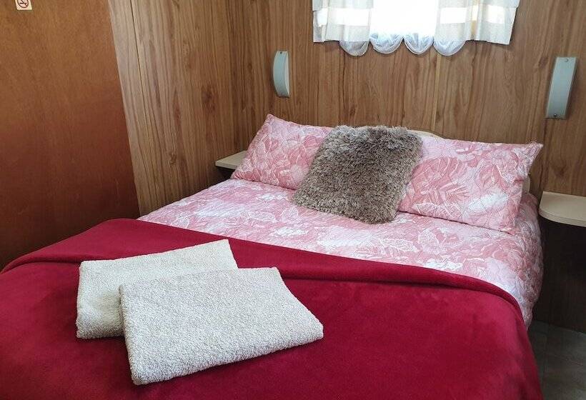 Kingscote Tourist Park And Family Units