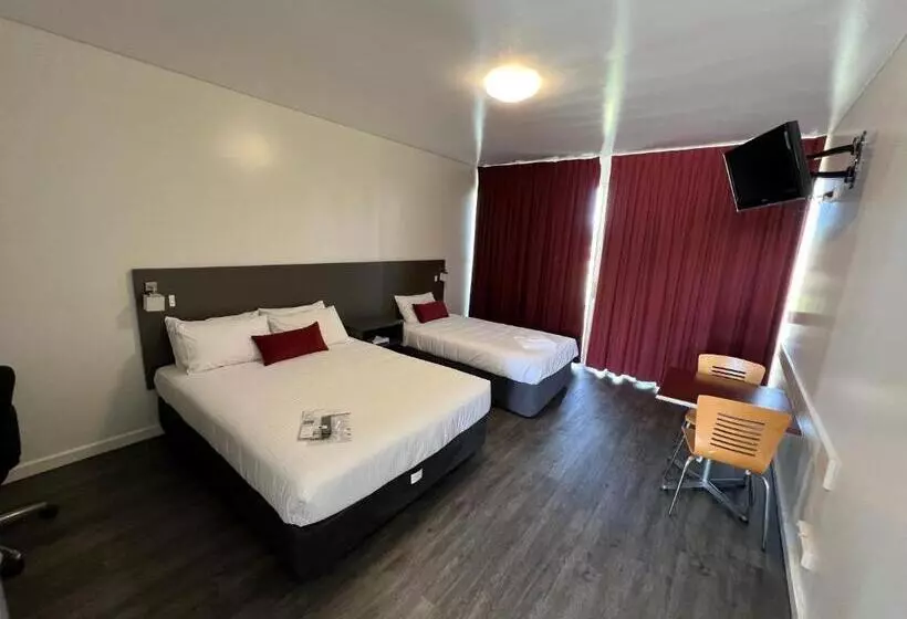 Motelli Country Roads Motor Inn Dysart