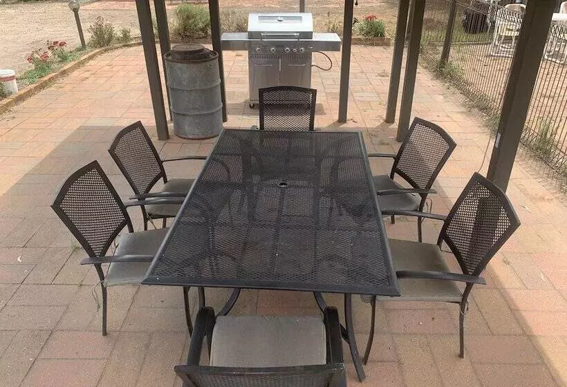 Motelli Newell Motor Inn Narrandera