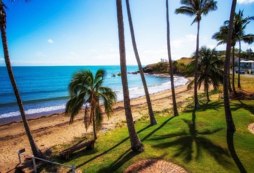 モーテル Seaspray Waterfront Holiday Units