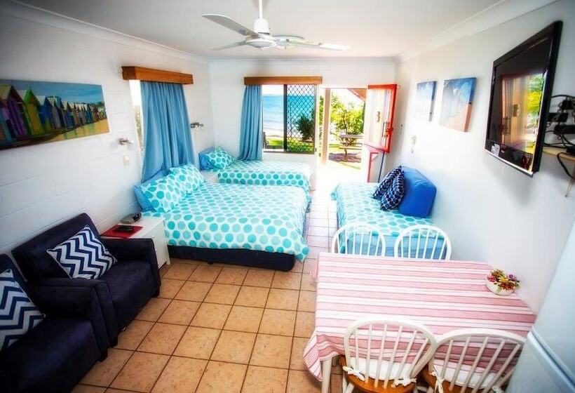 モーテル Seaspray Waterfront Holiday Units