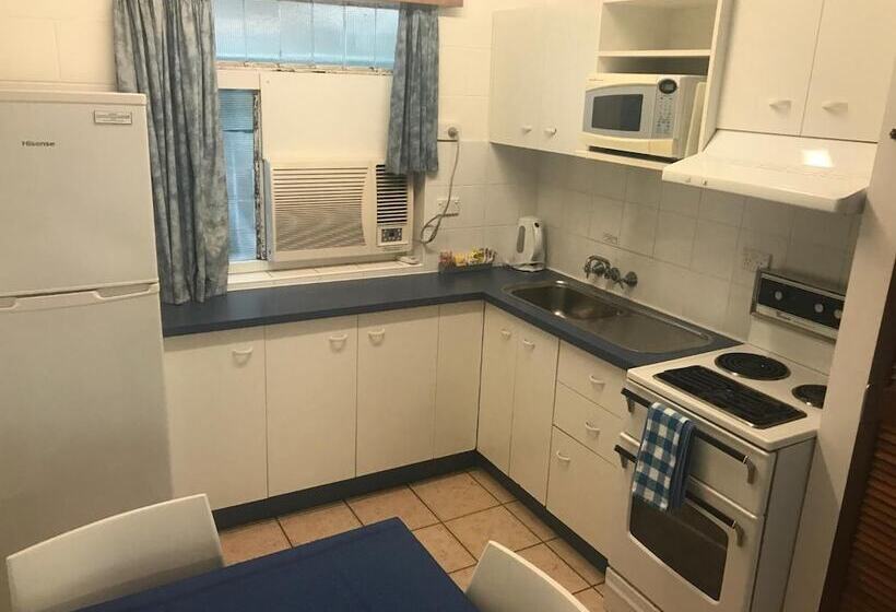 モーテル Seaspray Waterfront Holiday Units