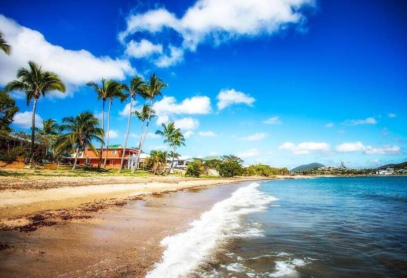 モーテル Seaspray Waterfront Holiday Units