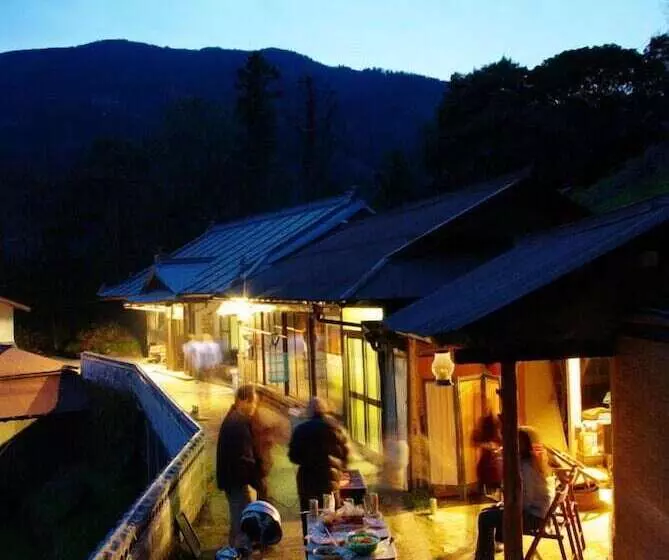 ペンション Happy Guest House