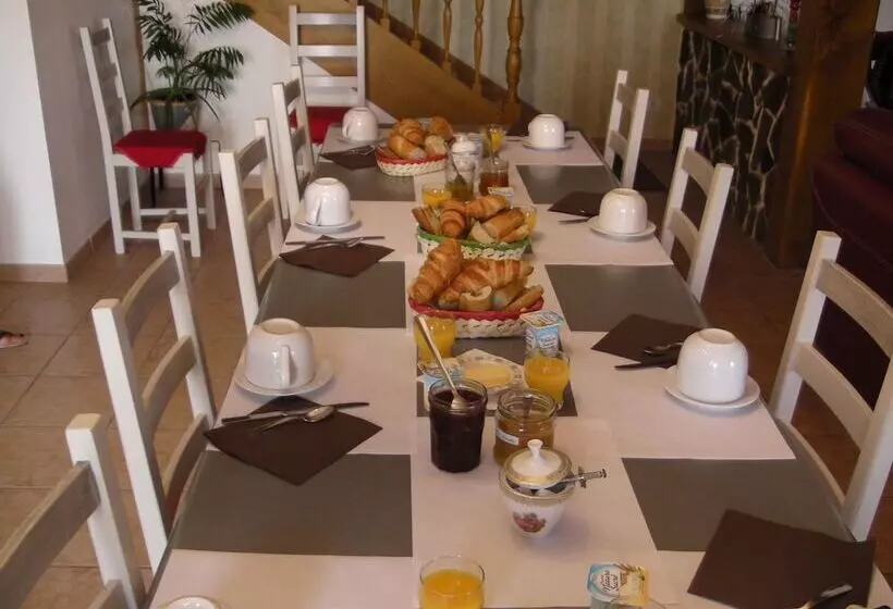 پانسیون La Maison Fleurie