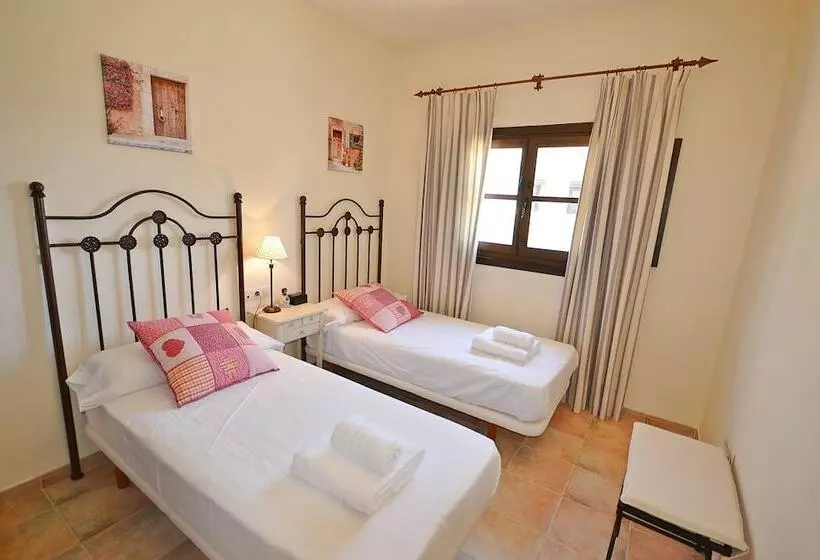 Residenssi Hacienda Del álamo Golf Resort