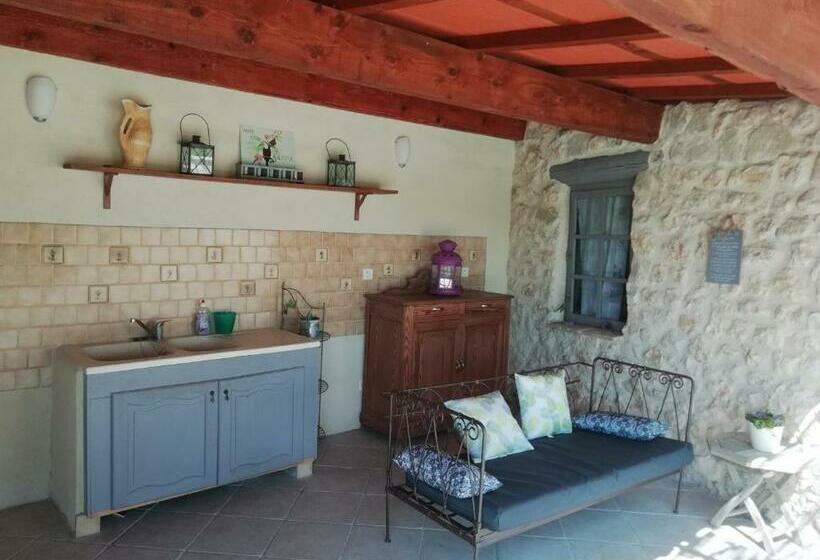 Bed and Breakfast A La Maison D'hôtes