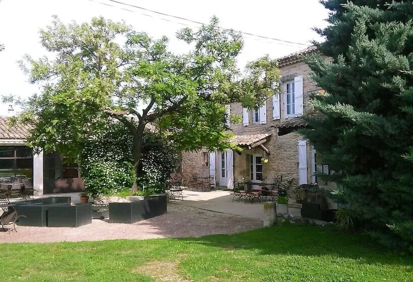 Aamiaismajoitus (B&B) A La Maison D'hôtes