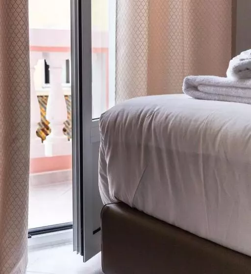 Aamiaismajoitus (B&B) Nue Rooms