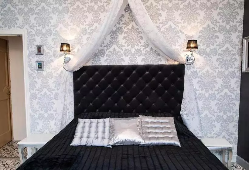 Aamiaismajoitus (B&B) O Palmier Caché