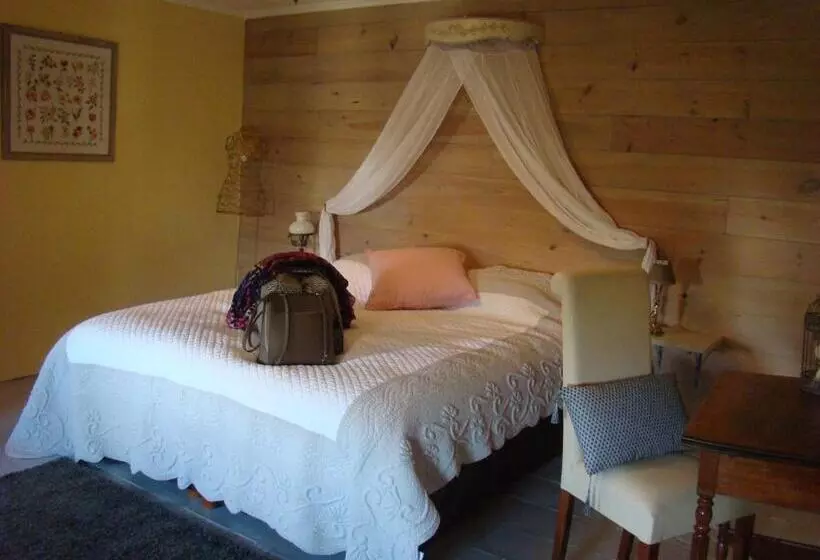 Aamiaismajoitus (B&B) O Palmier Caché