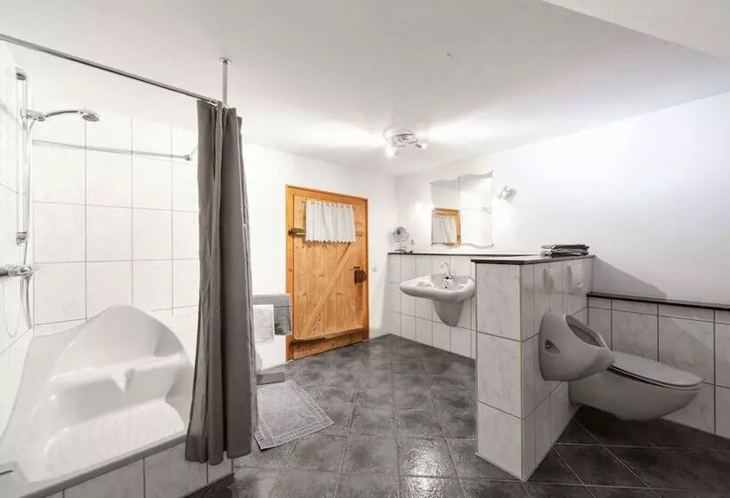 Historic Farmhouse In Hohnebostel With Garden Near Lake