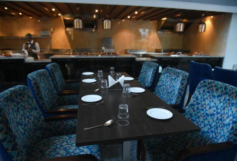 Hotel Accord Premier