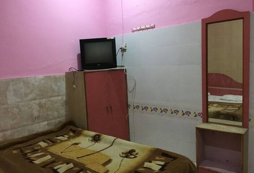 בית מלון כפרי Bundelkhand Palace