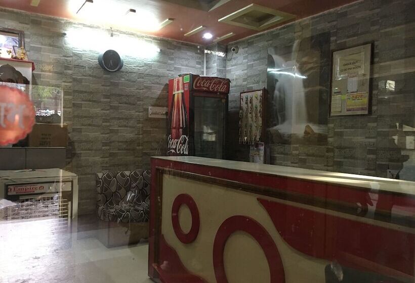 בית מלון כפרי Bundelkhand Palace