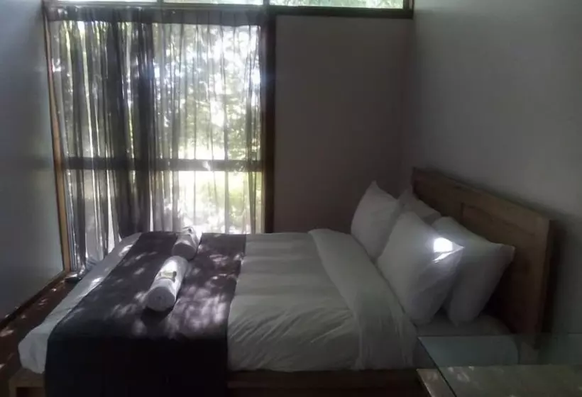 ホテル Guyra Summit Caravan Park