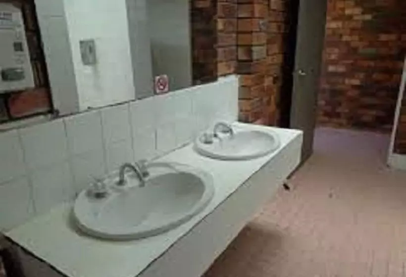 ホテル Guyra Summit Caravan Park