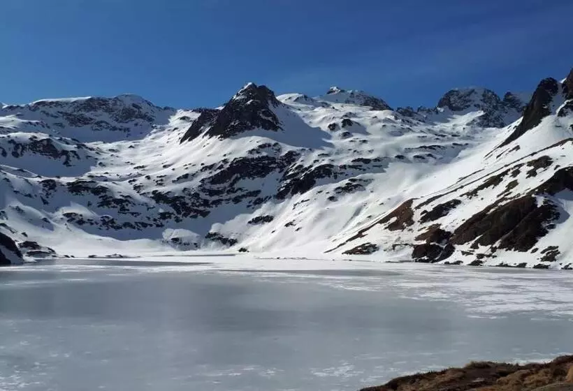 Hotelli Hôtel ô Chiroulet