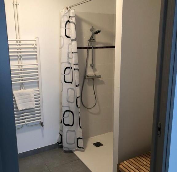 ホテル Hôtel Du Port