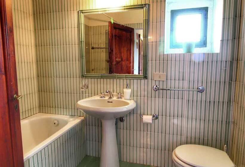 Magnificent Detached House With Panoramic Views