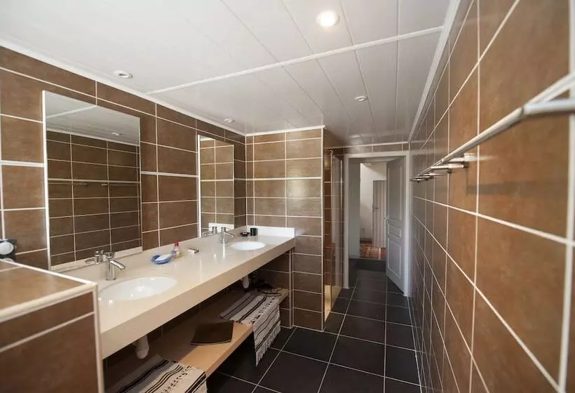 Majatalo Chateau Cicéron