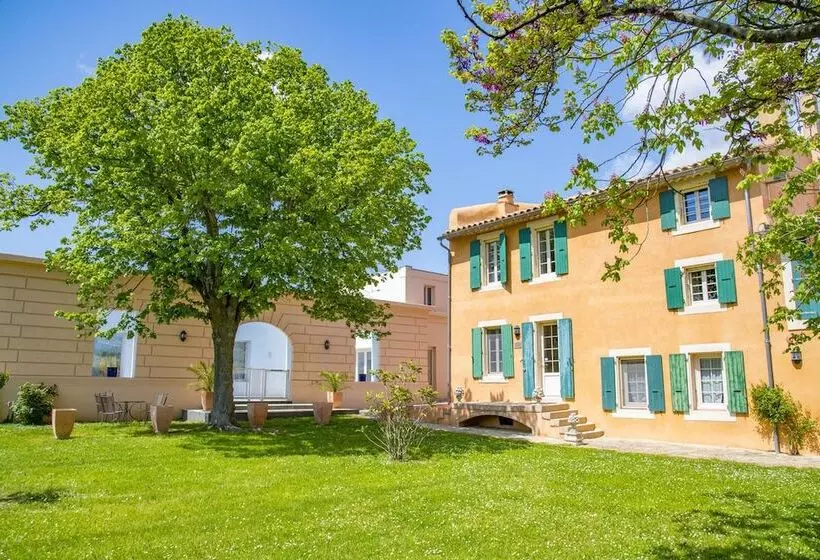 Majatalo Chateau Cicéron