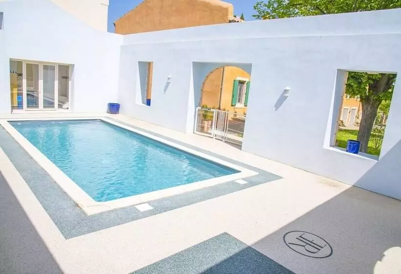 Majatalo Chateau Cicéron