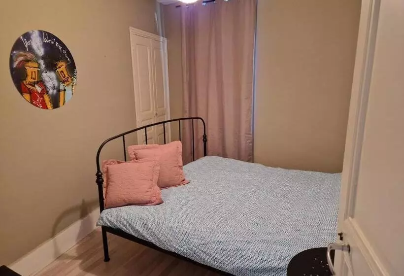 ペンション Chateau De Viviez