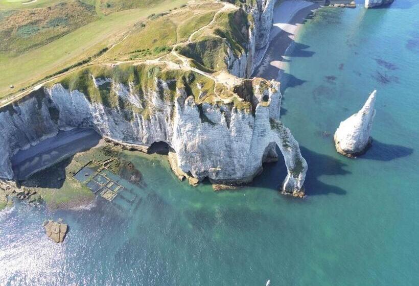 بنسيون Les Hauts D'etretat