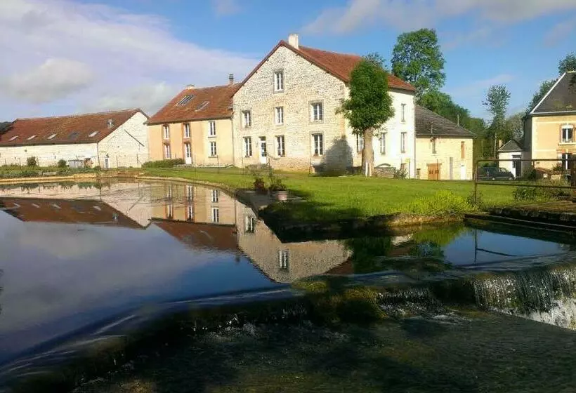 ペンション Moulin De La Fleuristerie