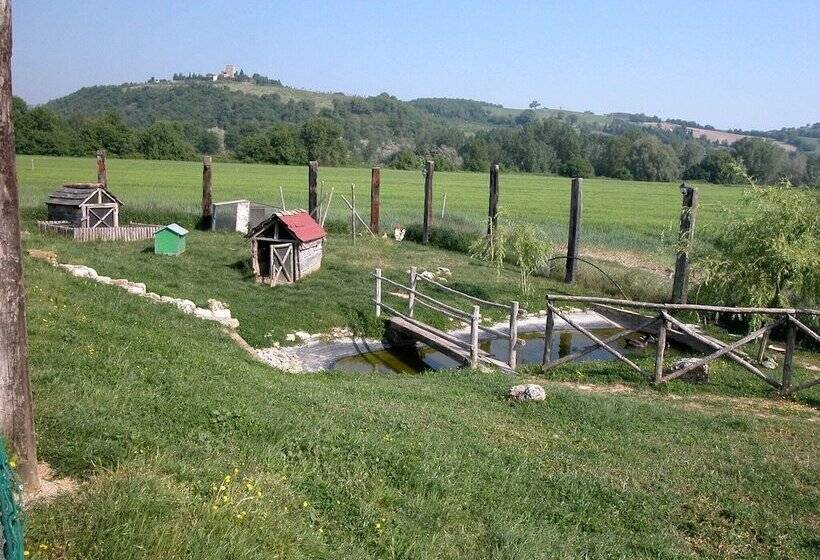 Detached House For 4 People With Stunning Views Of Estate