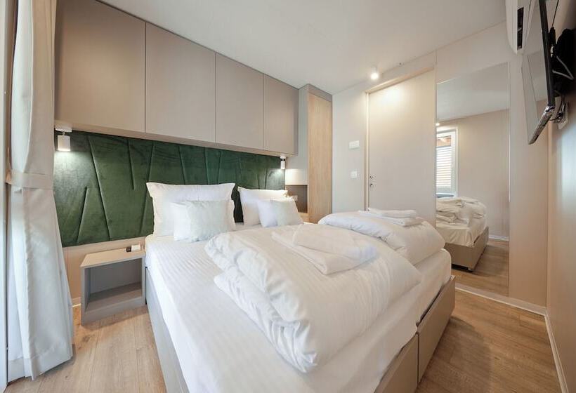 Отель Mobile Homes Camping Plitvice