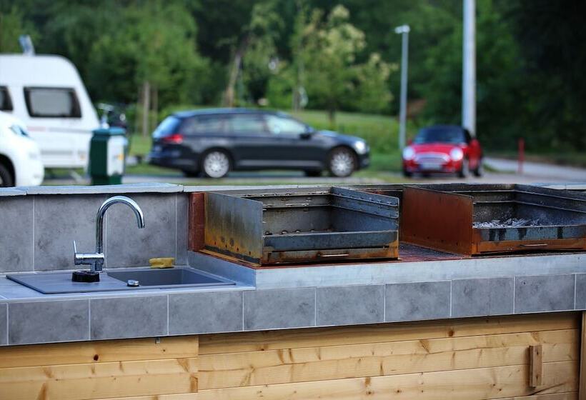 Отель Mobile Homes Camping Plitvice