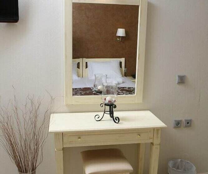 פנסיון Michaelangelo Boutique Parga