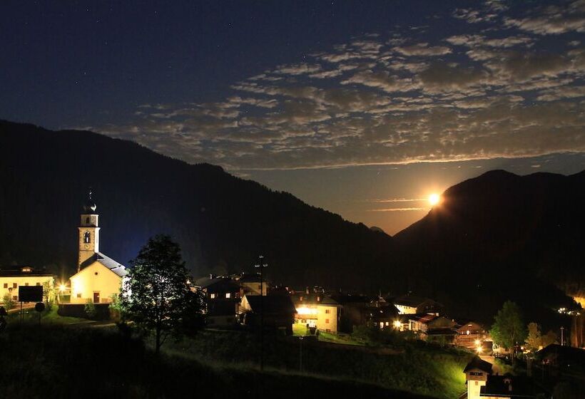 Hostal Albergo Diffuso Sauris Di Sotto