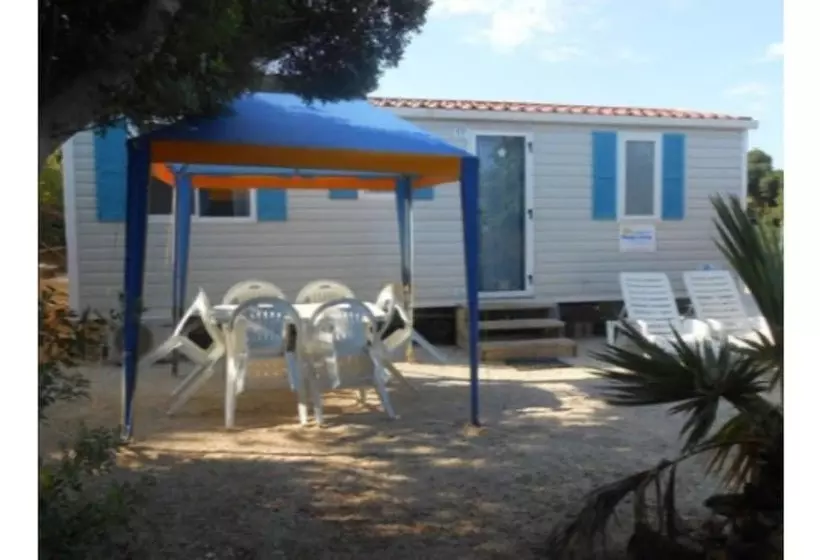 هتل Happy Camp Mobile Homes In El Bahira Camping Village