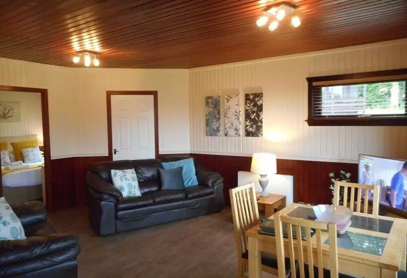 Birch Lodge 16, Newton Stewart