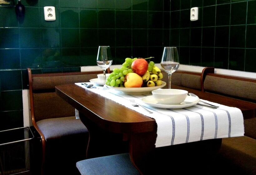 Fukas Apartments Anenska