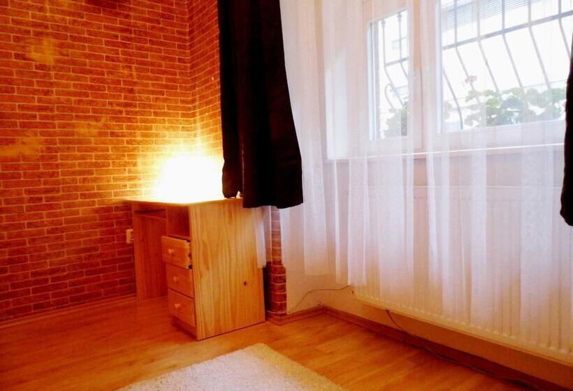 Fukas Apartments Anenska